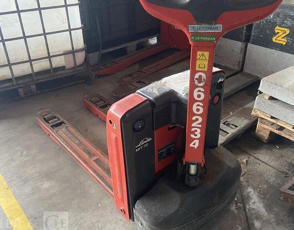 LINDE TRANSPALETTE ELECTRIQUE MT15 – CAP 1T5 – AN 2021 ROUGE Y66234