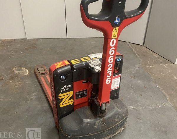 LINDE TRANSPALETTE ELECTRIQUE – MT15 – CAP 1T5 -AN 2023 – 773 HEURES ROUGE Y66236