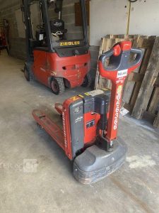 LINDE TRANSPALETTE ELECTRIQUE MT15 – CAP 1T5 – AN 2021 ROUGE Y66366