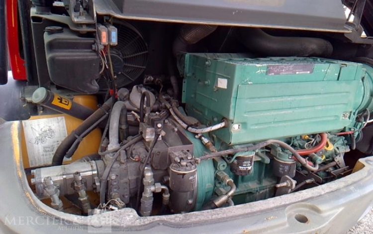 VOLVO CHARGEUSE ARTICULEE L25F – 2T – 2754H – AN2014  120 302