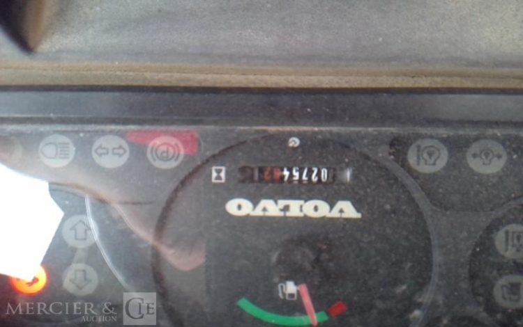 VOLVO CHARGEUSE ARTICULEE L25F – 2T – 2754H – AN2014  120 302