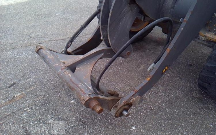 VOLVO CHARGEUSE ARTICULEE L25F – 2T – 2754H – AN2014  120 302