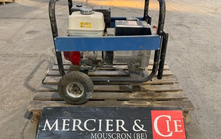 SDMO HX 7500 T  GRO010098