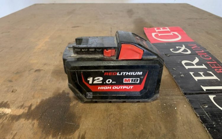 MILWAUKEE M18 HB12  MIL010056