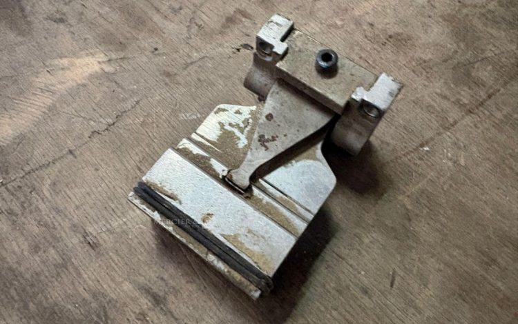 HITACHI DH 50MRY  PER010845