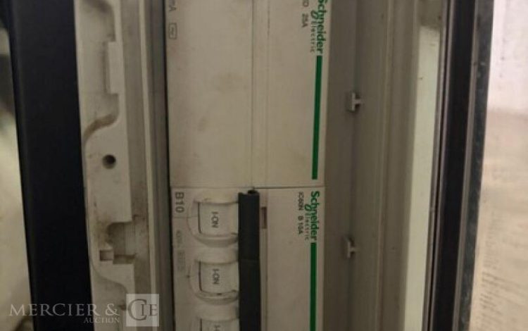 SDMO   GRO010208