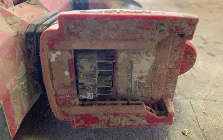 MILWAUKEE M18  MIL010007