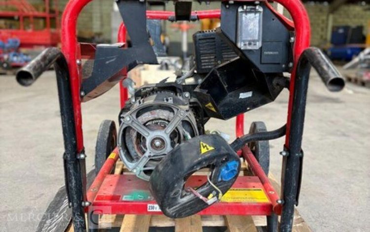 SDMO PERFORM 6500 XL  135MAM8