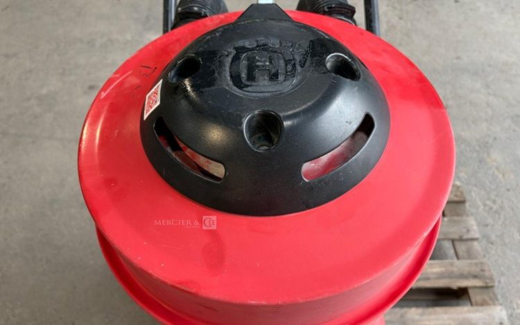HUSQVARNA S26  134MAM8