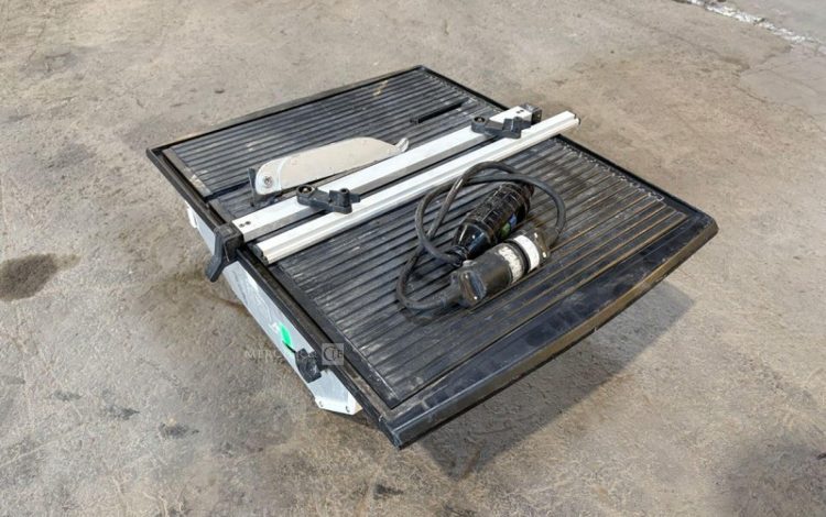 HUSQVARNA TS230F  122MAM8