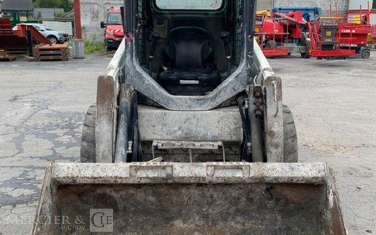 BOBCAT S450  9766