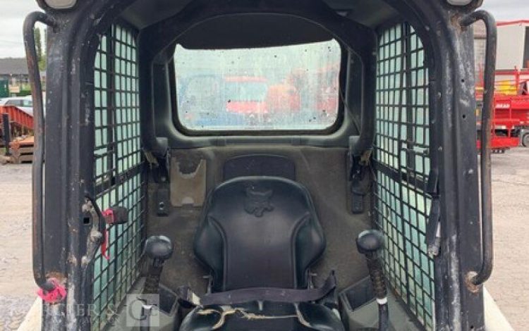 BOBCAT S450  9766