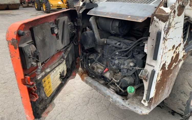 BOBCAT S450  9766