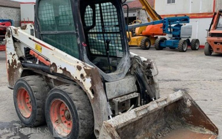 BOBCAT S450  9766