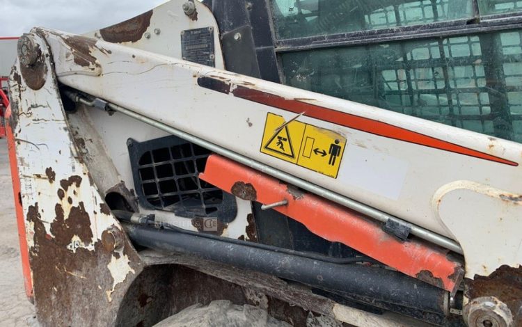 BOBCAT S450  9766