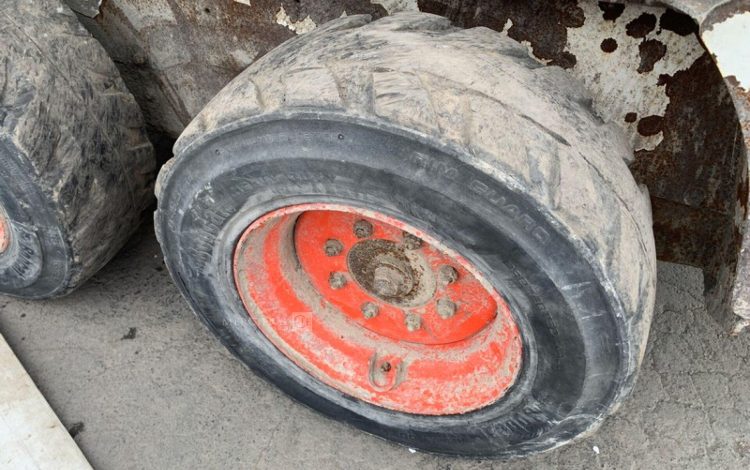 BOBCAT S450  9766