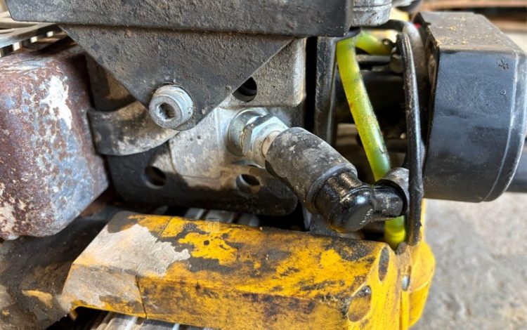 WACKER NEUSON BH65  184MAM8