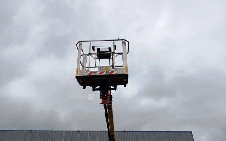 JLG X26JP  03654