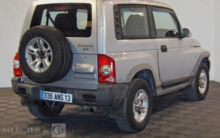 SSANGYONG Korando 2,9 TD 120CV GRIS 336ANS13