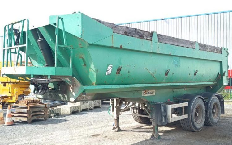 ROBUSTE KAISER SEMI REMORQUE BENNE BASCULANTE – 2 ESSIEUX –  PTAC : 33 TONNES – ANNEE 2004  568BKN59