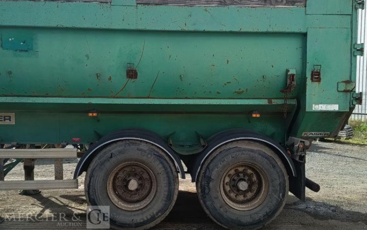 ROBUSTE KAISER SEMI REMORQUE BENNE BASCULANTE – 2 ESSIEUX –  PTAC : 33 TONNES – ANNEE 2004  568BKN59