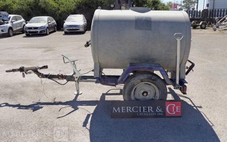 TONNE A EAU 1000 LITRES  7495WE84