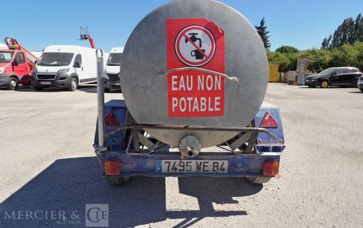 TONNE A EAU 1000 LITRES  7495WE84