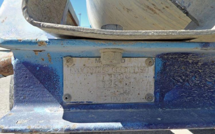 TONNE A EAU 1000 LITRES  7495WE84