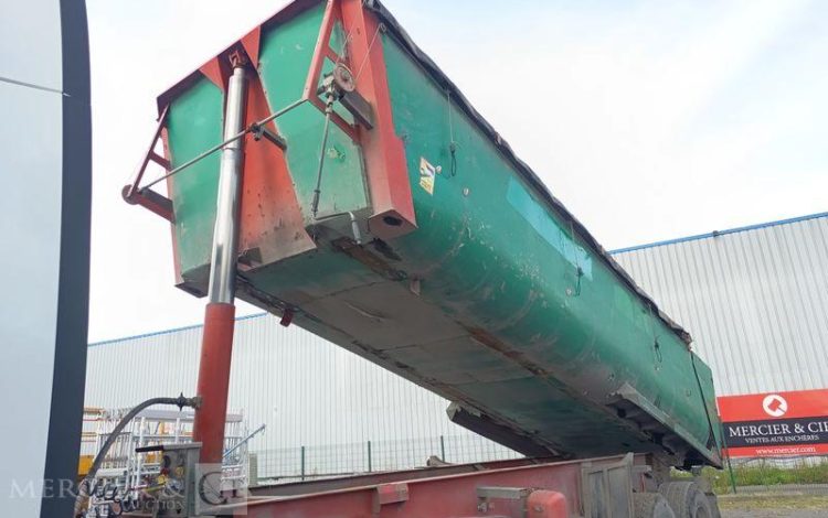 TRAILOR SEME REMORQUE BENNE BASCULANTE 2 ESSIEUS – PTAC : 33 TONNES – ANNEE 2017  810CTQ59