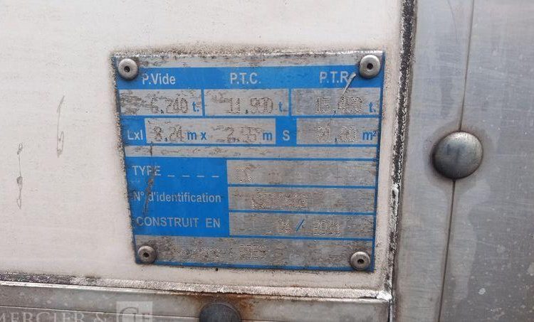 IVECO EUROCARGO 120E18 AVEC HAYON EN DESIGNATION – DIESEL – 167471 KMS BLANC BM-748-NC