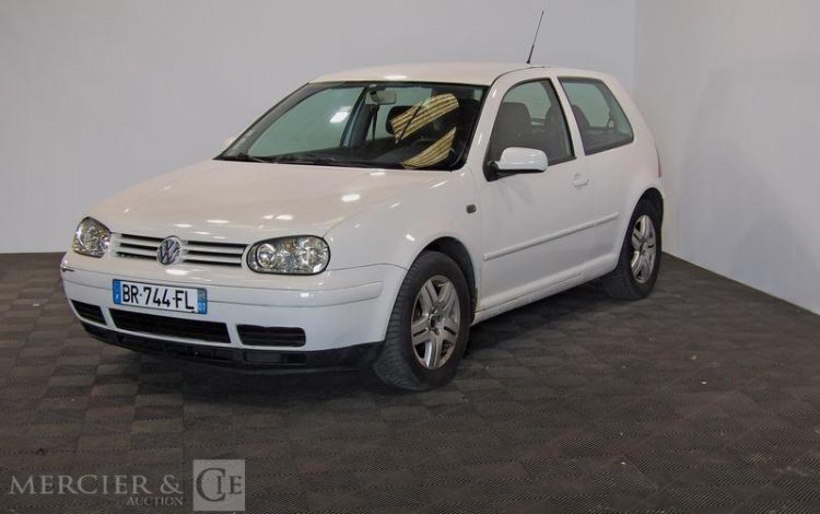 VOLKSWAGEN GOLF 1.9 TDI 130 4MOTION BLANC BR-744-FL