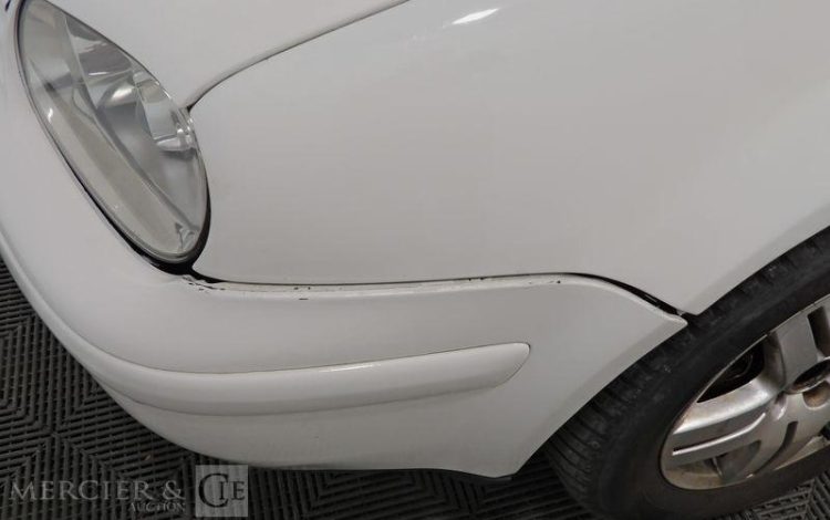 VOLKSWAGEN GOLF 1.9 TDI 130 4MOTION BLANC BR-744-FL
