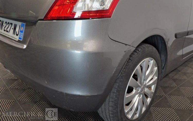 SUZUKI SWIFT 1.2 VVT 95CH GLX GRIS BW-227-WJ
