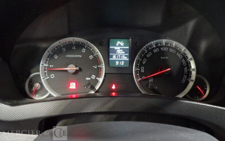 SUZUKI SWIFT 1.2 VVT 95CH GLX GRIS BW-227-WJ