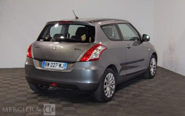 SUZUKI SWIFT 1.2 VVT 95CH GLX GRIS BW-227-WJ