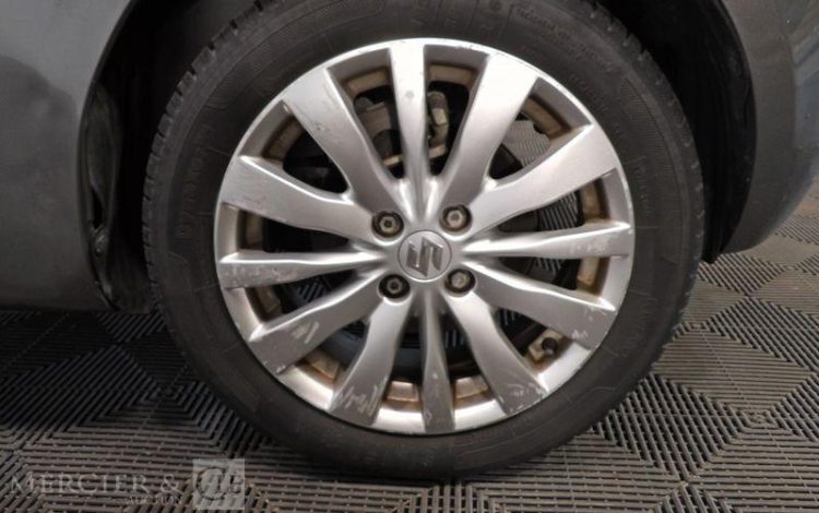 SUZUKI SWIFT 1.2 VVT 95CH GLX GRIS BW-227-WJ