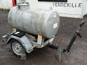 HUBIERE REMORQUE CITERNE 500L  CA-018-FE