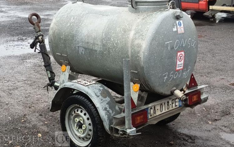 HUBIERE REMORQUE CITERNE 500L  CA-018-FE