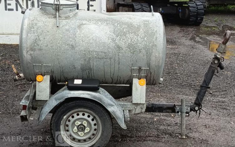 HUBIERE REMORQUE CITERNE 500L  CA-018-FE