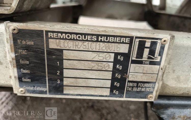 HUBIERE REMORQUE CITERNE 500L  CA-018-FE