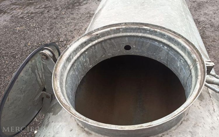 HUBIERE REMORQUE CITERNE 500L  CA-018-FE