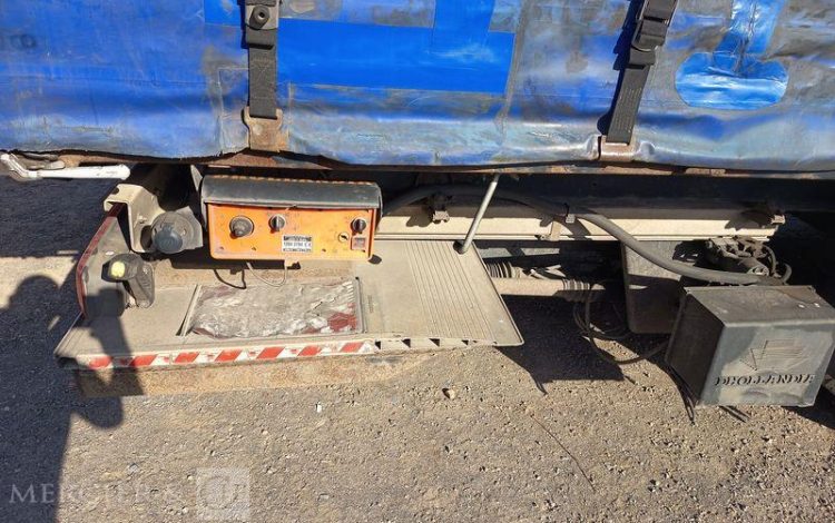 KRONE SEMI REMORQUE BACHEE 3 ESSIEUX PTAC : 38 TONNES – ANNEE 2012  CG-077-KW