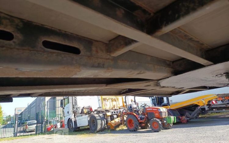 KRONE SEMI REMORQUE BACHEE 3 ESSIEUX PTAC : 38 TONNES – ANNEE 2012  CG-077-KW