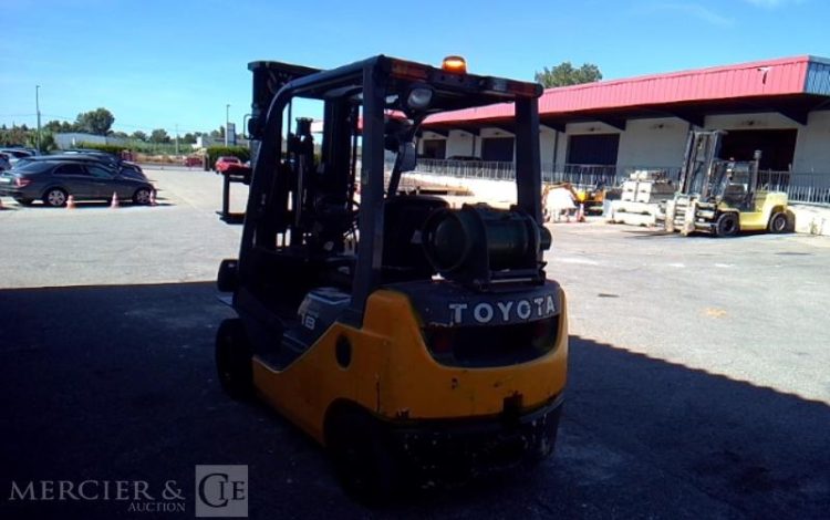 TOYOTA CHARIOT MAT FRONTAL 02-8FGF18 – 1T4 – 1240H – AN2016  CHA010087