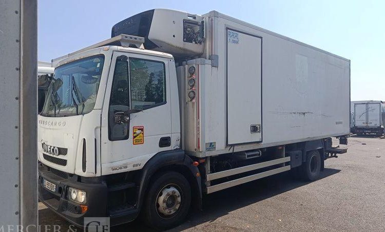 IVECO EUROCARGO 140 E 18 AVEC GROUPE FRIGO EN DESIGNATION – DIESEL – 146078 KMS BLANC CJ-993-DX
