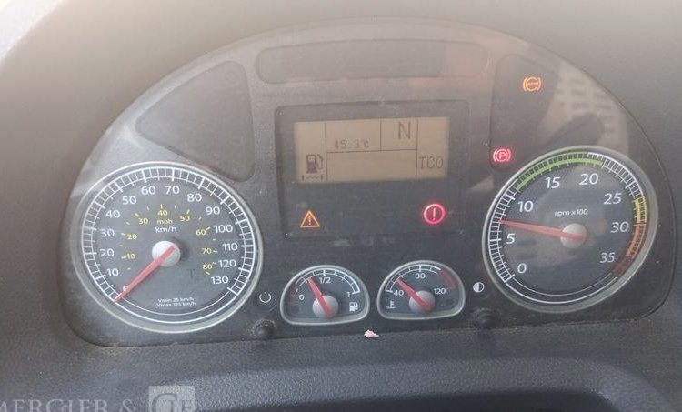 IVECO EUROCARGO 140 E 18 AVEC GROUPE FRIGO EN DESIGNATION – DIESEL – 146078 KMS BLANC CJ-993-DX