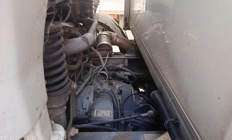 IVECO EUROCARGO 140 E 18 AVEC GROUPE FRIGO EN DESIGNATION – DIESEL – 146078 KMS BLANC CJ-993-DX