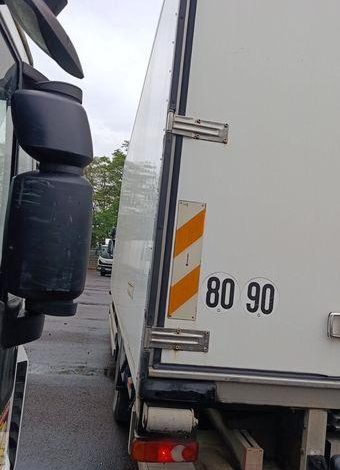 RENAULT PORTEUR 220 DXI AVEC GROUPE FROID CARRIER – DIESEL –  CL-246-HV