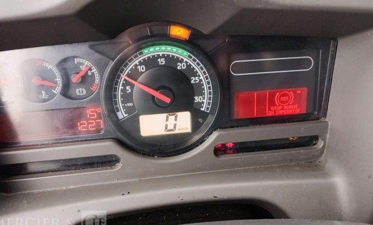 RENAULT PORTEUR 220 DXI AVEC GROUPE FROID CARRIER – DIESEL –  CL-246-HV