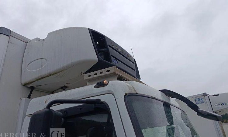 RENAULT PORTEUR 220 DXI AVEC GROUPE FROID CARRIER – DIESEL –  CL-246-HV